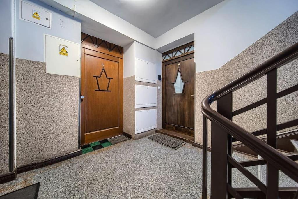 Apartament Bright By The Park & The River *